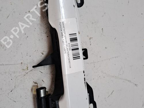Used Front right exterior door handle TOYOTA YARIS (_P13_) 1.3 (NSP130_, NSP130) (99 hp) 23289023