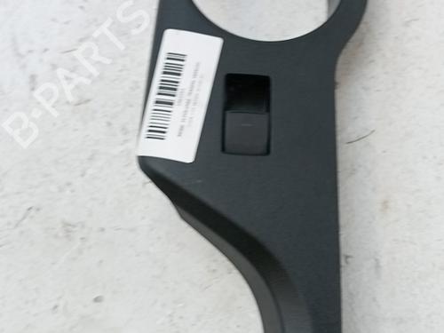 Used Right rear window switch Right rear window switch TOYOTA C-HR (_X1_) 2.0 Hybrid (MAXH10) (184 hp) 40546038 40546038