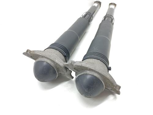 Right rear shock absorber SKODA OCTAVIA III (5E3, NL3, NR3) 1.6 TDI | BP28336660M19 