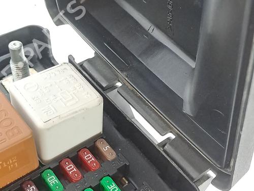 Fuse box OPEL VECTRA C GTS (Z02) 1.9 CDTI (F68) | BP23367569E1 