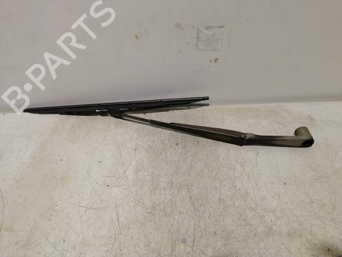 Used Front windshield wiper arm MITSUBISHI PAJERO II (V3_W, V2_W, V4_W, V5_W) 2.5 TD 4WD (V24W) (99 hp) 25455223