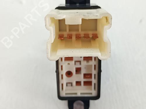 interrupteur-de-vitre-avant-droite-nissan-note-e12-2012-32106843 main image