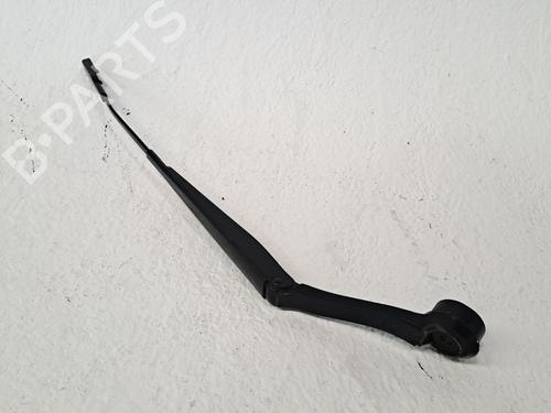 Used Front windshield wiper arm FORD MONDEO V Turnier (CF) 2.0 TDCi (150 hp) 29024209