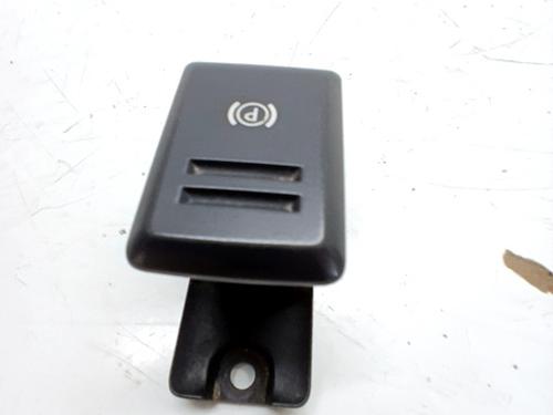 Used Electric handbrake LAND ROVER DISCOVERY III (L319) 2.7 TD 4x4 (190 hp) 30587503
