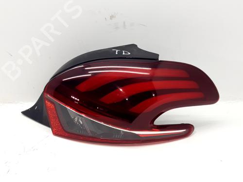 Used Right taillight PEUGEOT 208 I (CA_, CC_) 1.6 HDi / BlueHDi 75 (75 hp) 31700920