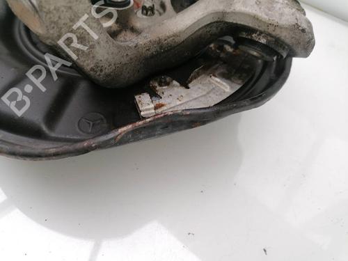 Used Right rear steering knuckle MERCEDES-BENZ C-CLASS (W204) C 220 CDI (204.008) (170 hp) 23893556
