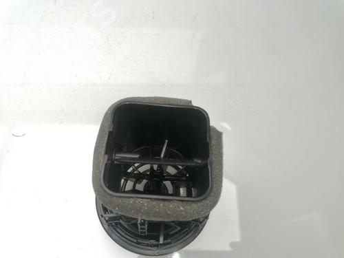 Used Air vent AUDI Q2 (GAB, GAG) 1.4 TFSI (150 hp) 23384476