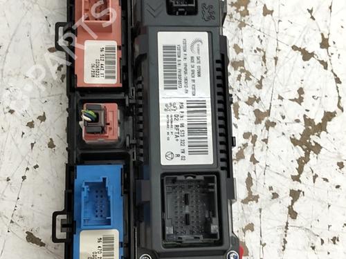 Switch PEUGEOT 407 (6D_) 1.6 HDi 110 (6D9HZC, 6D9HYC) | BP39136724I30 - Image 3
