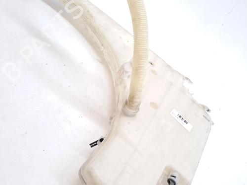 Used Windscreen washer tank BMW 3 (E90) 318 i (129 hp) 28957701