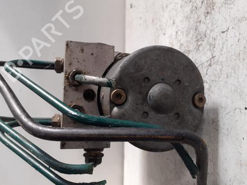 Used ABS pump RENAULT MEGANE I Classic (LA0/1_) 1.6 e (LA0F, LA0S) (90 hp) 25458532