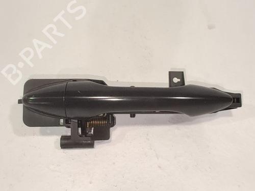 Used Front right exterior door handle Front right exterior door handle 37223988 37223988