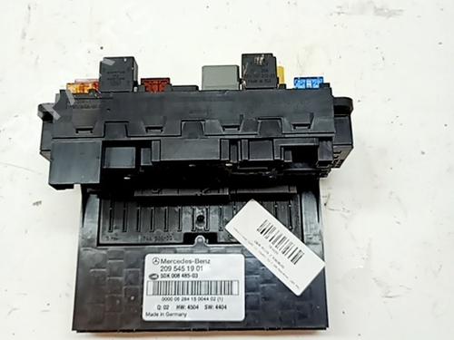 Used Fuse box MERCEDES-BENZ C-CLASS Coupe (CL203) C 180 Kompressor (203.746) (143 hp) 31035565