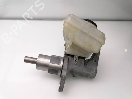 Used Brake master cylinder AUDI A4 B8 Avant (8K5) 2.0 TDI quattro (150 hp) 23383367