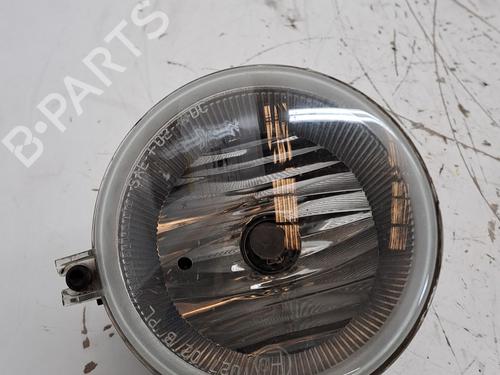 Used Right front fog light CHRYSLER VOYAGER IV (RG, RS) 2.8 CRD (150 hp) 27653186