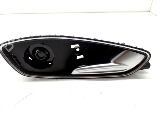 Højre bagtil invendig håndtag AUDI A1 Sportback (8XA, 8XF) 1.2 TFSI (86 hp) 29991700