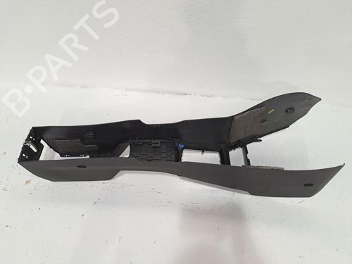 Middle console OPEL ASTRA H GTC (A04) 1.9 CDTi (L08) | BP24402621I22 