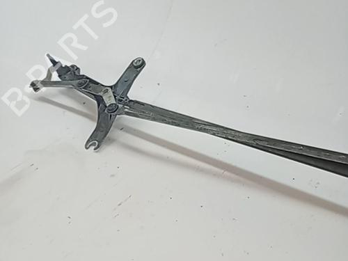 Used Front wiper motor MERCEDES-BENZ VITO Bus (W639) 111 CDI (639.701, 639.703, 639.705) (116 hp) 30368274