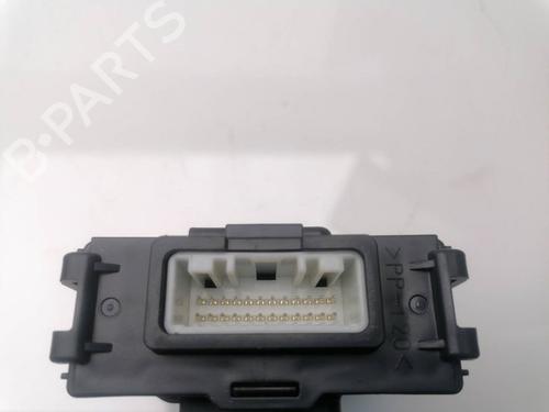 Module électronique NISSAN QASHQAI II (J11, J11_) 1.3 DIG-T (160 hp) 23458835