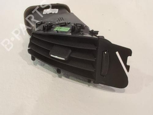 Used Air vent Air vent 37082528 37082528