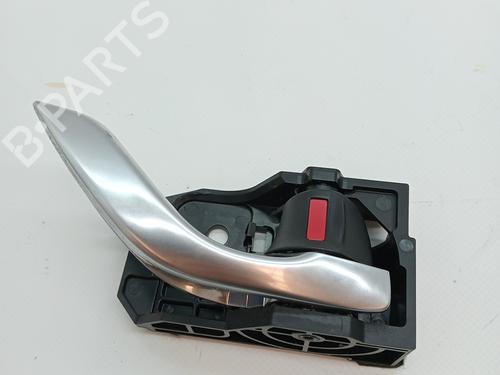 Used Rear right interior door handle MAZDA 3 (BM, BN) 2.0 (120 hp) 23342581