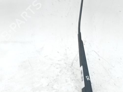 Used Front windshield wiper arm Front windshield wiper arm HYUNDAI i30 (FD) 1.6 (122 hp) 35807606 35807606
