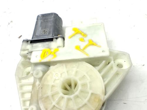 Used Left rear window motor Left rear window motor SKODA FABIA III (NJ3) 1.0 (75 hp) 36015804 36015804