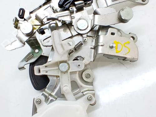 Serratura posteriore destra NISSAN NV200 Van 1.5 dCi 90 (M20, M20N, M20M) (90 hp) 31262585