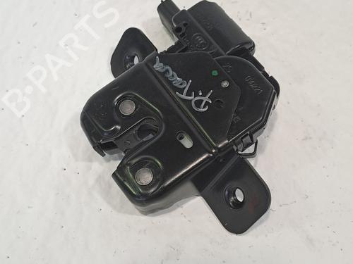 Used Tailgate lock RENAULT CAPTUR II (HF_) TCe 140 (HFN0) (140 hp) 25834322