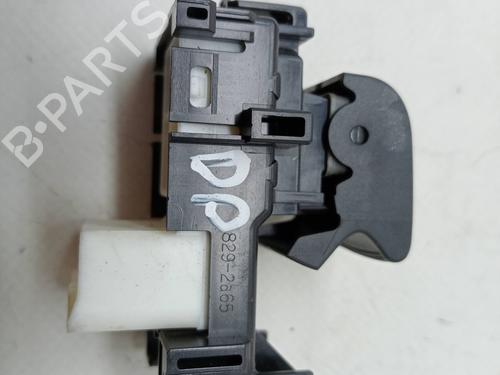 Used Right front window switch TOYOTA YARIS (_P13_) 1.5 Hybrid (NHP130_, NHP130) (101 hp) 23376506