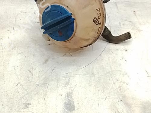 Used Expansion tank Expansion tank 38419110 38419110