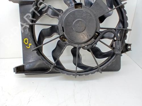 Used Radiator fan HYUNDAI SANTA FÉ II (CM) 2.2 CRDi 4x4 (155 hp) 29585185