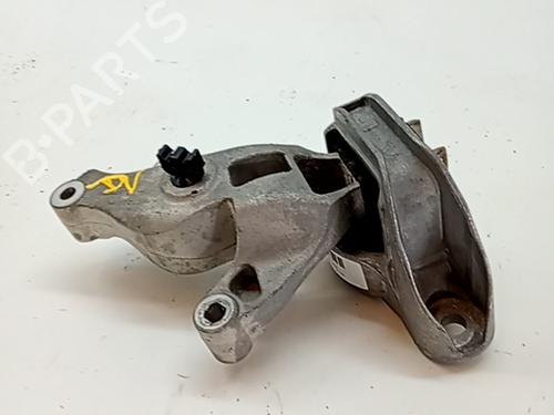 Used Engine mount DACIA DUSTER (HM_) 1.0 TCe 100 (HMMT) (101 hp) 30050541