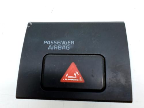 warning-switch-kia-rio-iii-ub-2011-2012-2013-2014-2015-2016-2017-32257320 main image