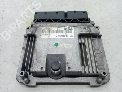 Engine control unit (ECU) CHEVROLET CAPTIVA (C100, C140) 2.0 D 4WD | BP23362318M57