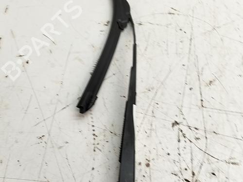 Used Front windshield wiper arm Front windshield wiper arm 37688453 37688453