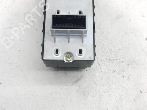 Left front window switch KIA STONIC (YB) 1.0 T-GDi Eco-Dynamics+ | BP33762886I27 - Image 3