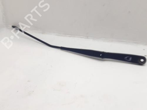 Used Front windshield wiper arm Front windshield wiper arm SEAT IBIZA III (6L1) 1.4 16V (100 hp) 33762941 33762941