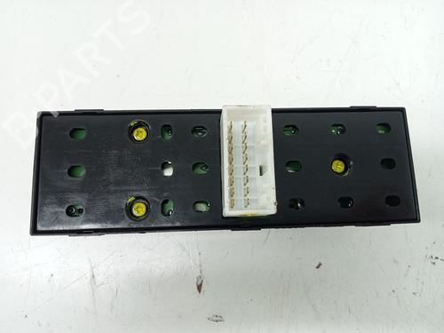 Left front window switch KIA SORENTO I (JC) 2.5 CRDi | BP29228316I27