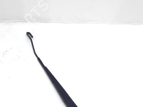 Used Front windshield wiper arm Front windshield wiper arm TOYOTA COROLLA (_E12_) 2.0 D-4D (CDE120R, CDE120L_) (110 hp) 33771497 33771497