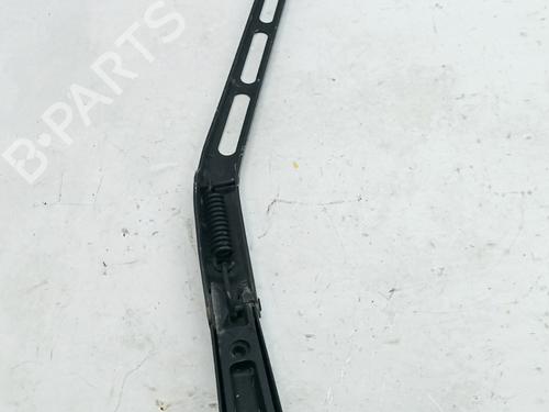 Front windshield wiper arm MERCEDES-BENZ C-CLASS (W204) C 200 CDI (204.007, 204.006) | BP32256715C143