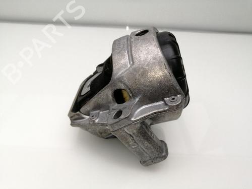 Used Engine mount AUDI A4 B8 Avant (8K5) 2.0 TDI (143 hp) 23419937