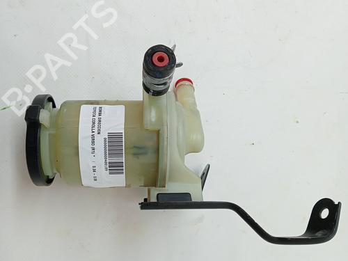 Used Steering pump TOYOTA COROLLA Verso (ZER_, ZZE12_, R1_) 1.8 (ZNR11_, ZNR11R) (129 hp) 23349812