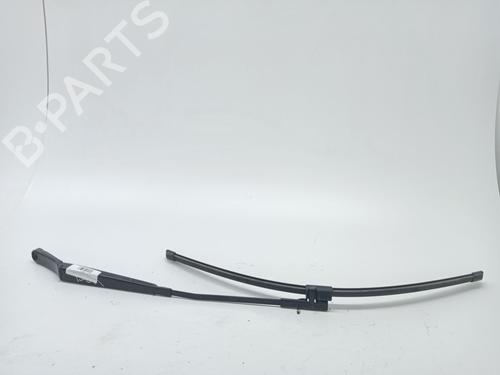 Used Front windshield wiper arm VW TOURAN (1T1, 1T2) 1.9 TDI (105 hp) 23369321