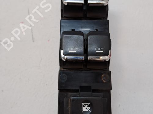 Used Left front window switch KIA CEE'D (JD) 1.0 T-GDI (100 hp) 25737404