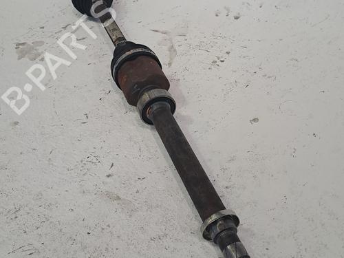 Used Right front driveshaft RENAULT EXPRESS Box Body/MPV 1.5 Blue dCi 75 (F6AA) (75 hp) 27464074