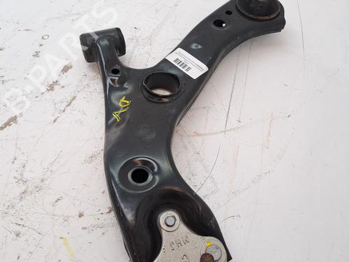 Used Left front suspension arm TOYOTA C-HR (_X1_) 1.8 Hybrid (ZYX10_, ZYX11_, ZYX10R, ZYX11R) (122 hp) 27175039
