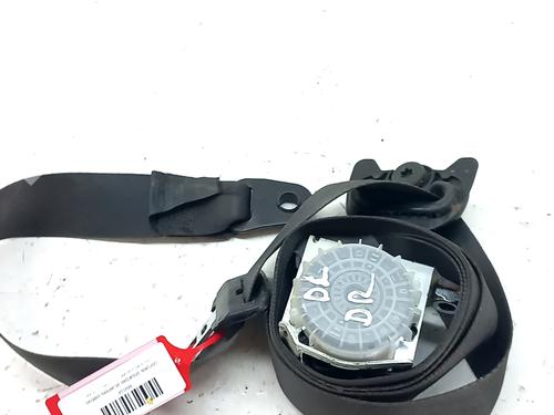 Ceinture de sécurité avant droite LAND ROVER DISCOVERY III (L319) 2.7 TD 4x4 (190 hp) 32106607