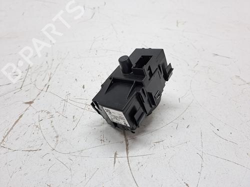 Headlight switch BMW 1 Convertible (E88) 120 i | BP23974333I24 