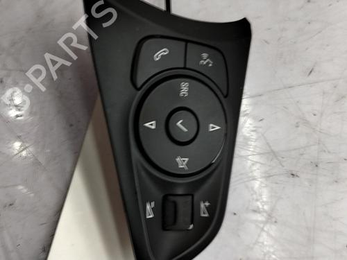 Used Steering wheel controls Steering wheel controls OPEL CORSA F (P2JO) CORSA-e (68) (136 hp) 33760561 33760561
