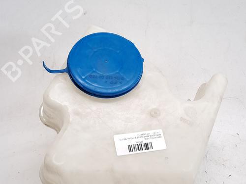Used Windscreen washer tank MERCEDES-BENZ B-CLASS Sports Tourer (W245) B 200 CDI (245.208) (140 hp) 27672693